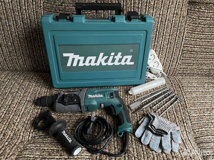Перфоратор Makita HR2470