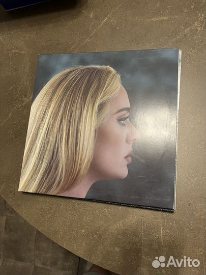 Проигрыватель винила с колонками+пластинка Adele