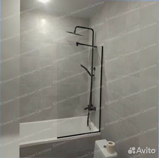 Душевая стеклянная шторка