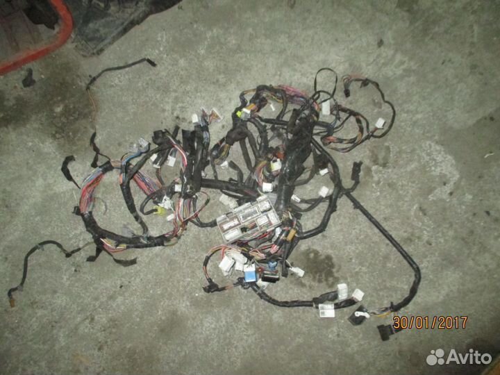 Проводка (коса) салонная Nissan Primera P12E 2002