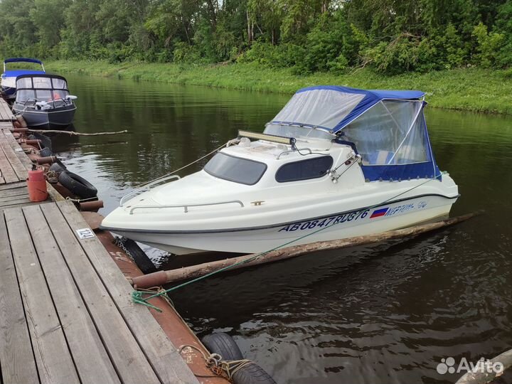 Каютный катер