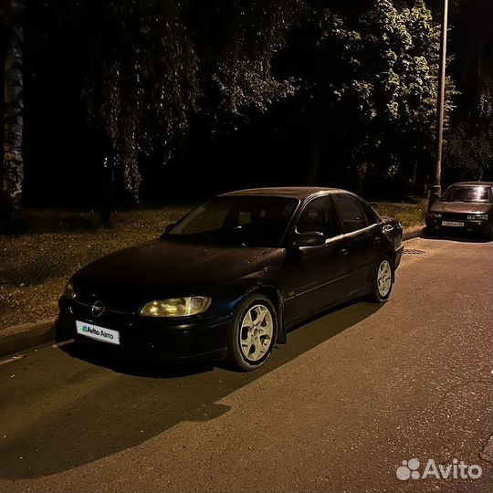 Opel Omega 2.0 МТ, 1997, 282 000 км