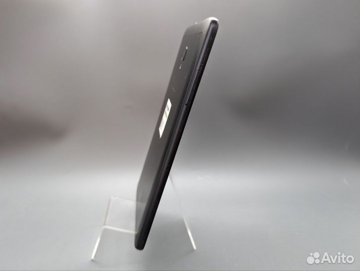 Планшет Samsung Galaxy Tab A (2017) 2/16 гб