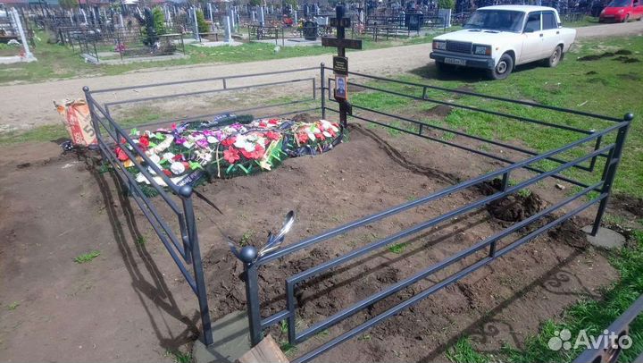 Ограда для могилы
