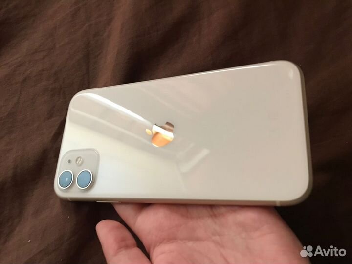 Apple iPhone 11