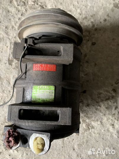 Компрессор кондиционера Mazda Bongo R2