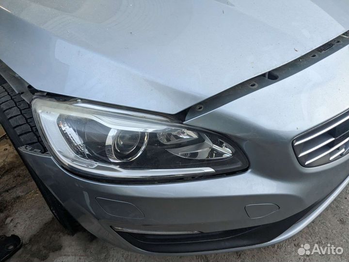 Фара передняя правая s60 2013-2018 оригинал