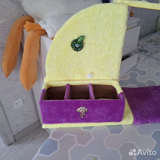 Органайзер с пушинами