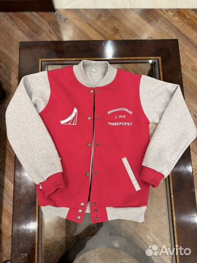 Новый бомбер Финансовый Университет