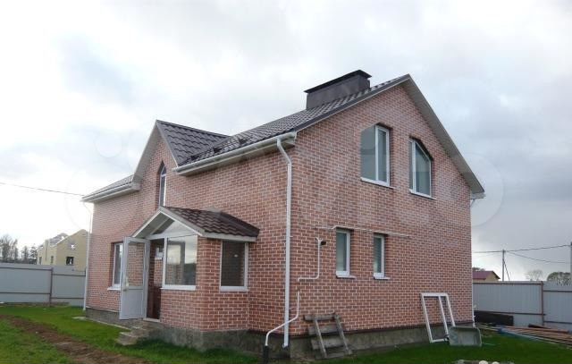 Коттедж 140 м² на участке 10 сот.