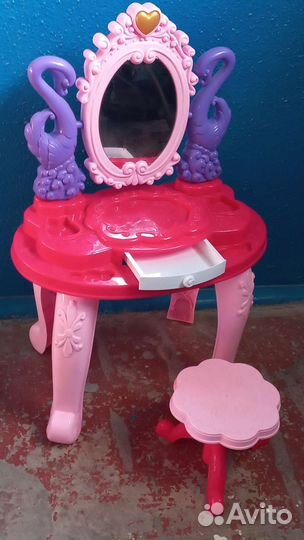 Детский музыкальный столик и стульчик