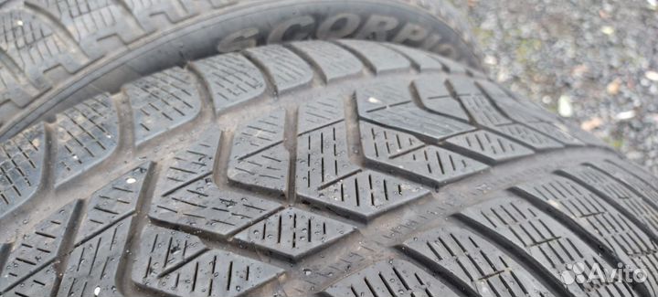Pirelli Scorpion Winter 265/45 R21