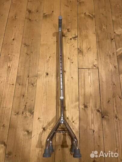 Трость четырехопорная