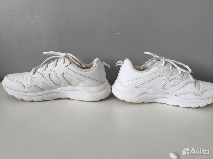 Кроссовки женские Demix 36 размер