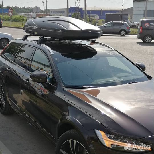 Автобокс Terra Drive 500 черный матовый на Volvo