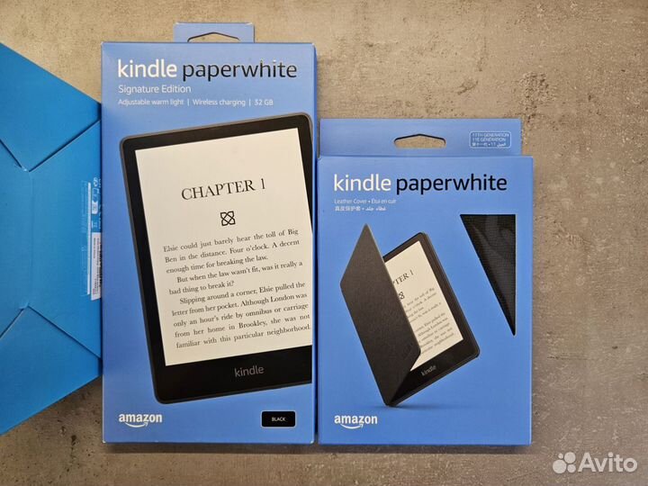 Amazon Kindle Paperwhite SE Essentials bundle