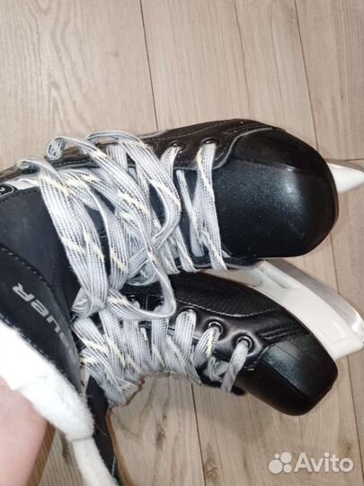 Хоккейные коньки bauer р. 36