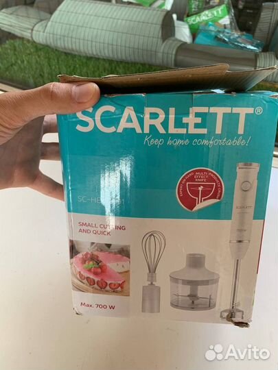 Блендер погружной Scarlett 700 w