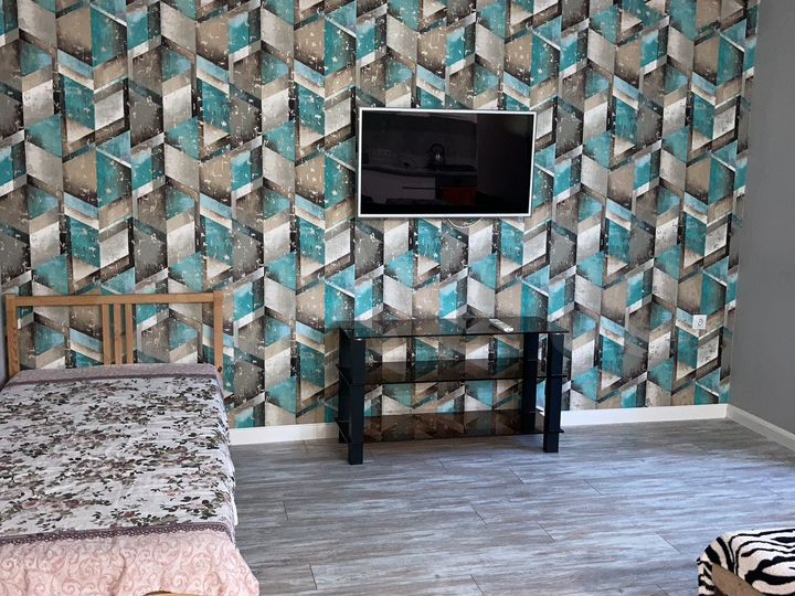 2-к. квартира, 60 м², 1/5 эт.