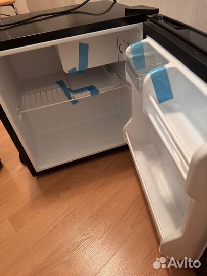 Холодильник Hyundai CO0502 43 литра