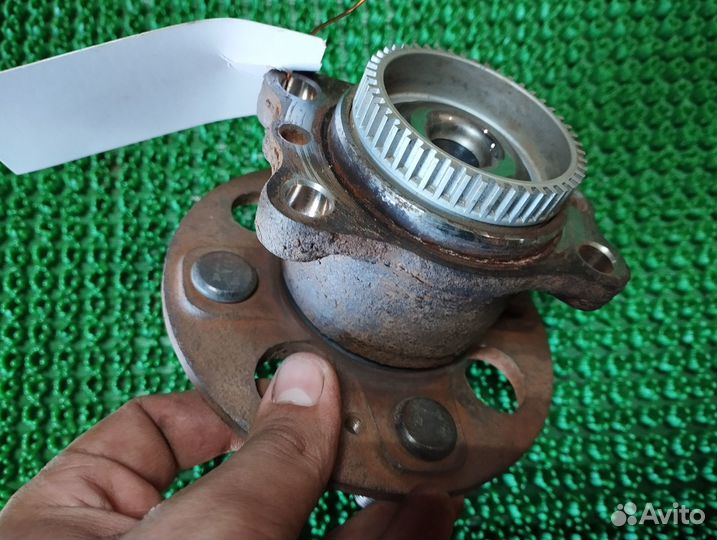 Ступица задняя левая Hyundai Solaris 2016