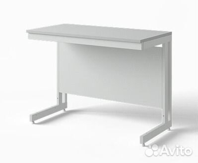 Лабораторный стол с регулируемыми опорами