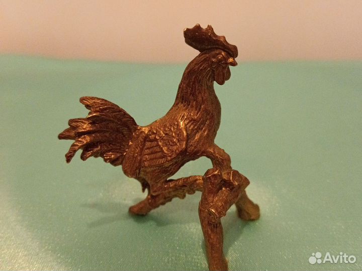 Петух бронза