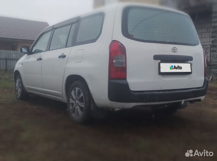 Toyota Probox 1.5 AT, 2004, 350 000 км