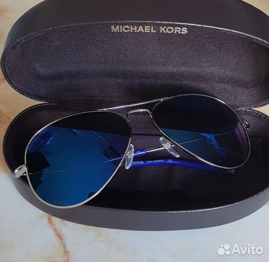 Солнцезащитные очки женские Michael Kors