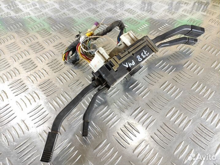 Переключатель подрулевой Audi 80/90 1986 1991