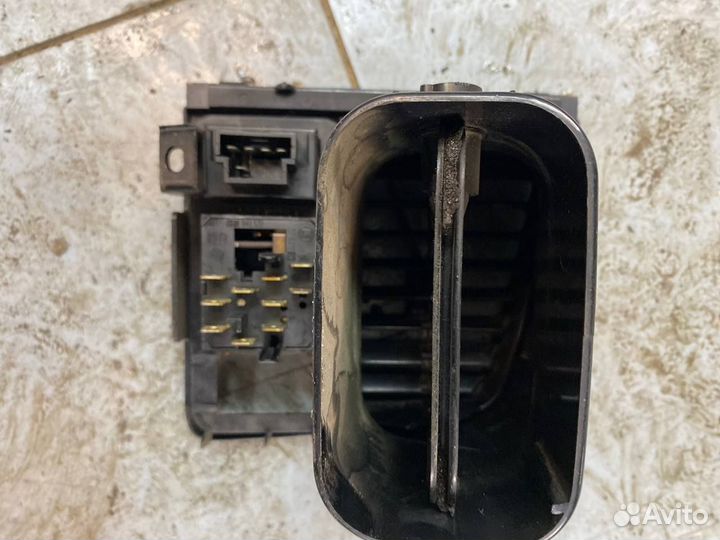 Регулятор фар Volkswagen Passat B3