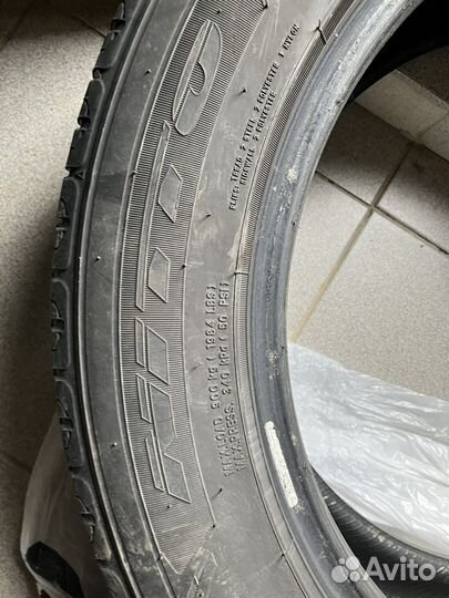 Nitto NT421Q 235/55 R18 104V