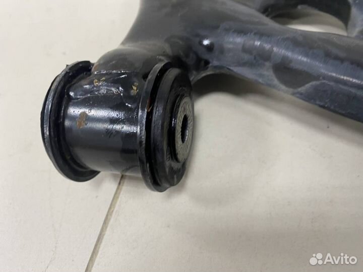 Рычаг передний правый Volkswagen Tiguan 2017