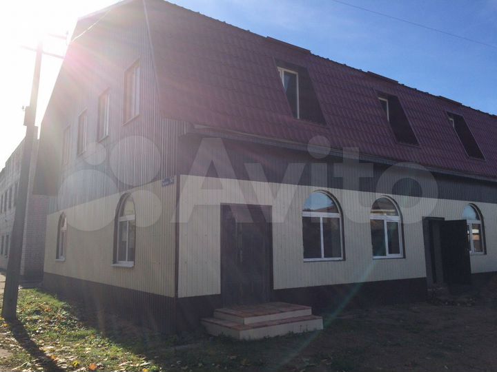 Торговое помещение, 575 м²