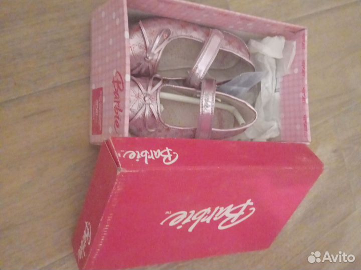 Туфли для девочки 25 размер новые