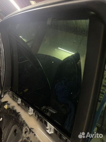 Стекло двери заднее правое Bmw X6 50I E71 N63 2010