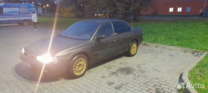 Subaru Legacy 2.0 МТ, 1995, 280 000 км