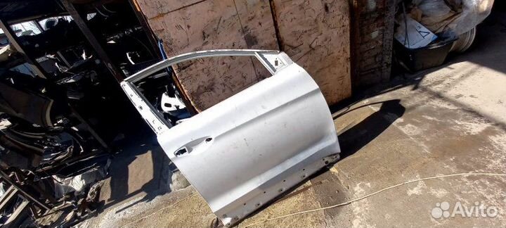 Дверь передняя правая Hyundai Santa Fe 3 2.4 G4KE