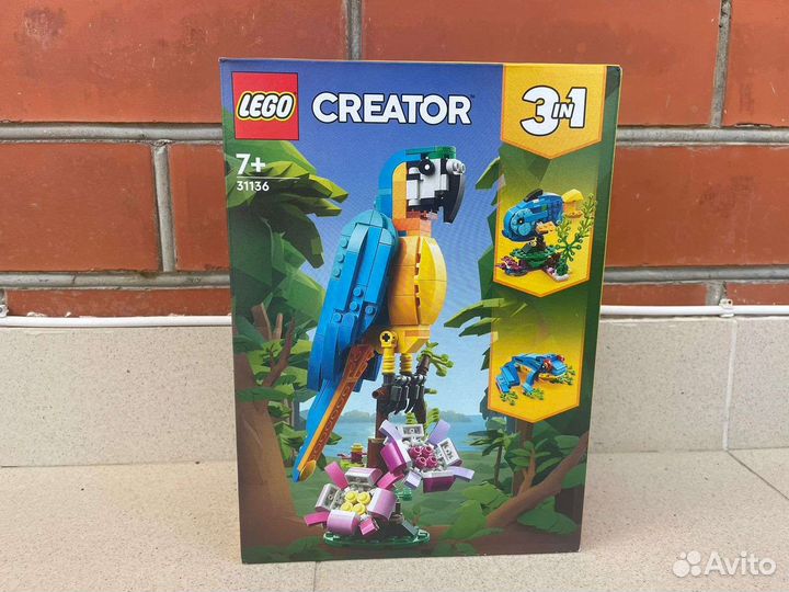 Новый Lego Creator 31136 Попугай