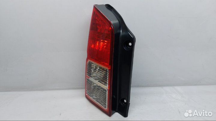 Фонарь задний левый Nissan Pathfinder R51 4.0 2004