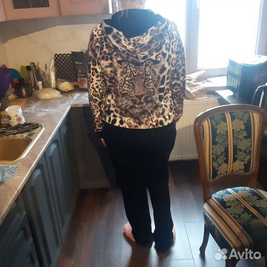 Спортивный костюм женский новый