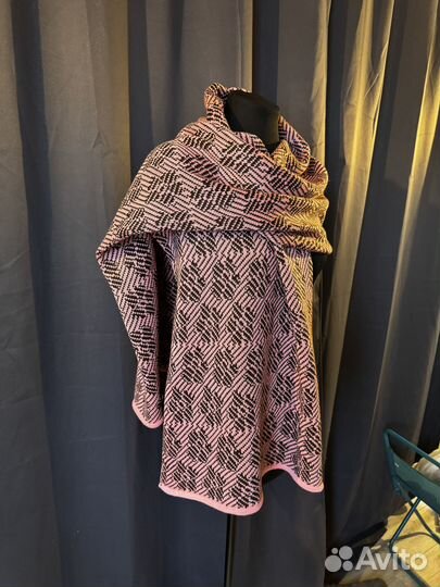 Палантин ручная работа из полушерсти