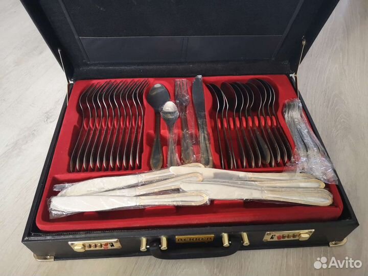 Набор столовых приборов