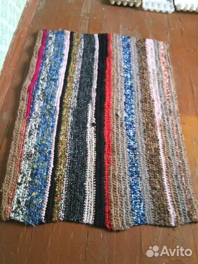 Коврик ручной вязки