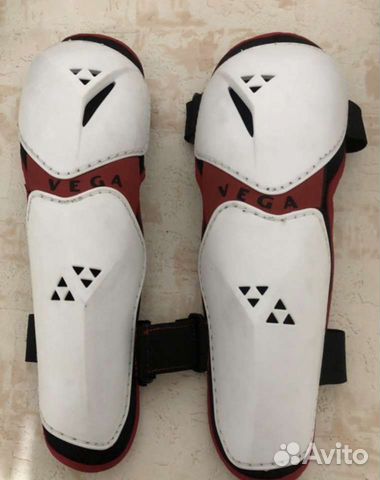 Наколенники