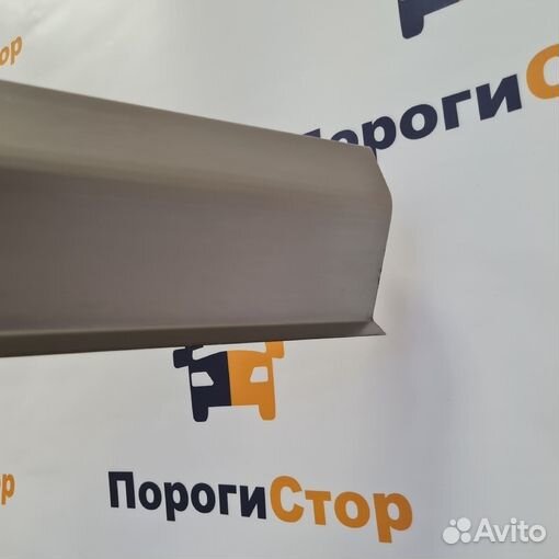 Ремонтный порог левый Ford Escort 5 кузовной