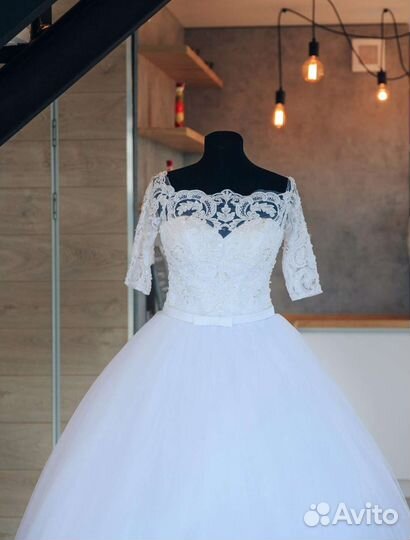 Свадебное платье