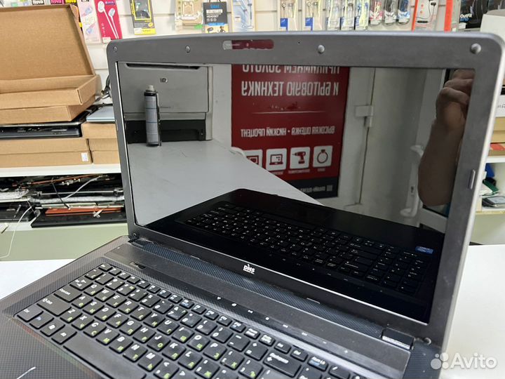 Ноутбук DNS 17.3 Core i5 250gb SSD 8gb Гарантия