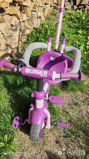 Детский трехколесный велосипед