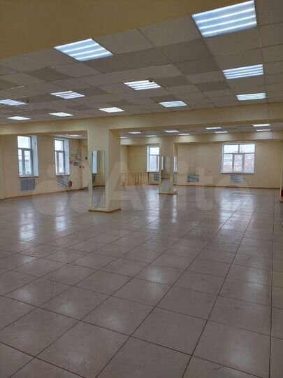 Свободного назначения, 240 м²